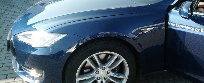 Header for Tesla Experience